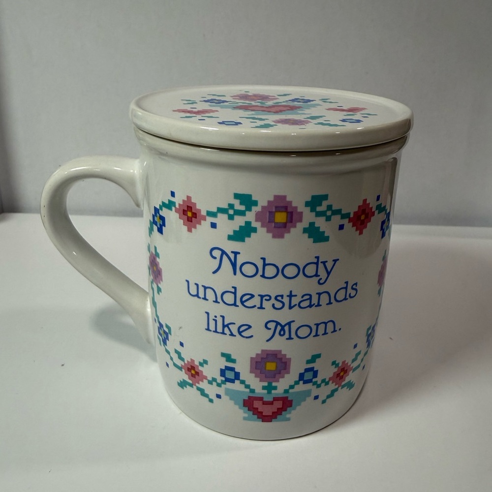 Vintage 1988 Hallmark Mug Mates Mom Coffee Mug w/ Lid Made in Japan